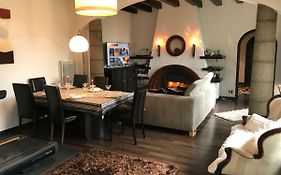 Mj Chalet